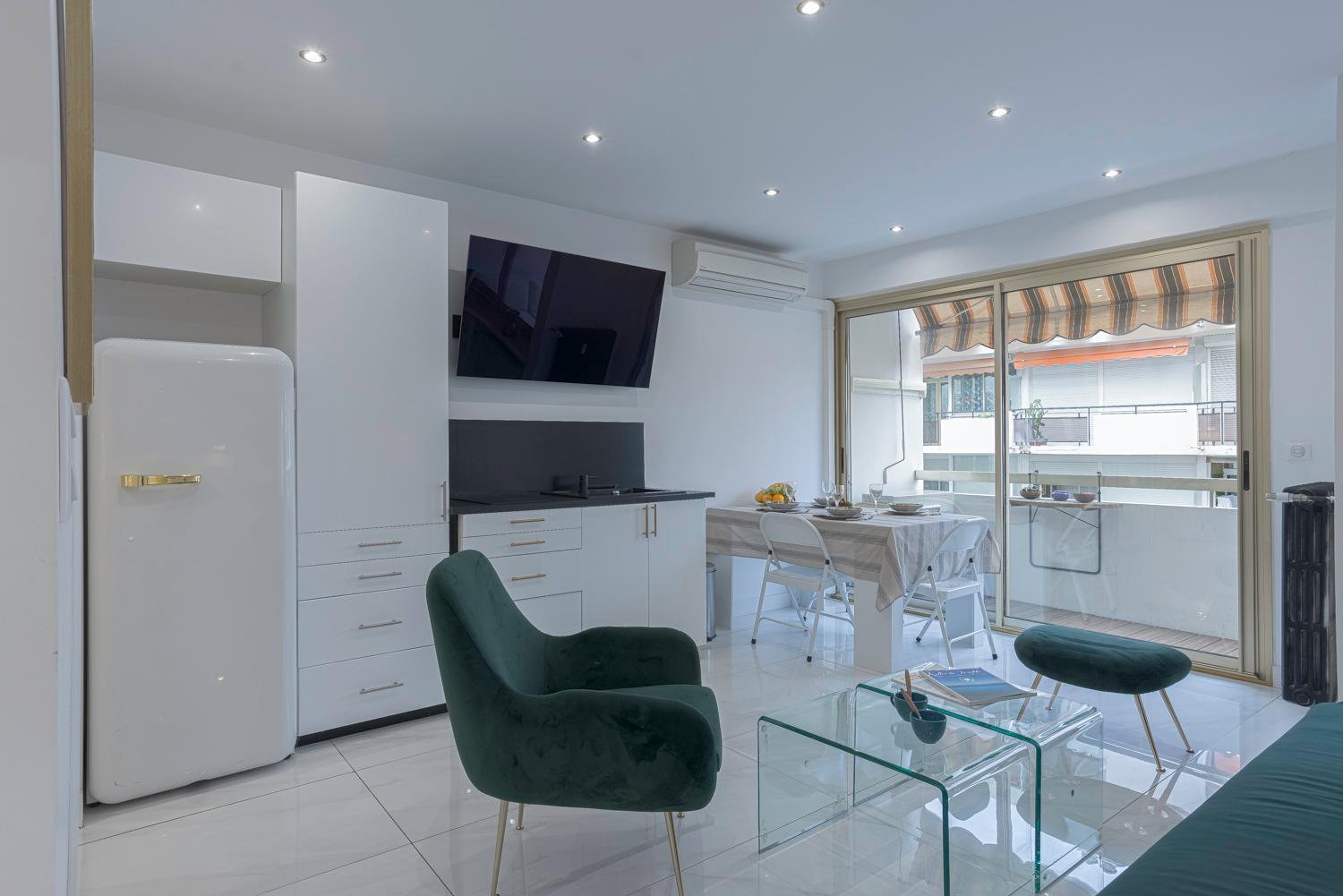 Luxury Maubourg - Vue Mer - Croisette 50M Plage - Clim - Terrasse Канни Екстер'єр фото
