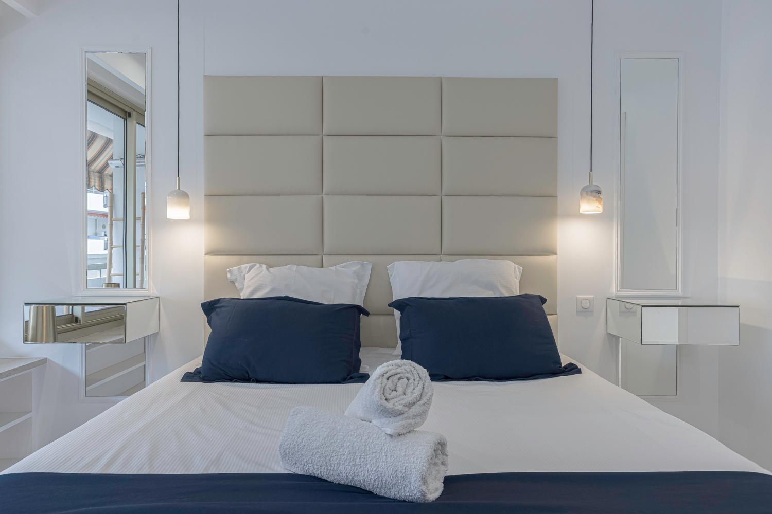 Luxury Maubourg - Vue Mer - Croisette 50M Plage - Clim - Terrasse Канни Екстер'єр фото
